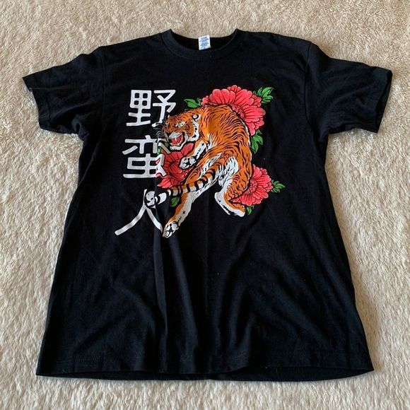 Tiger tee shirt size:Medium - Picture 4 of 16